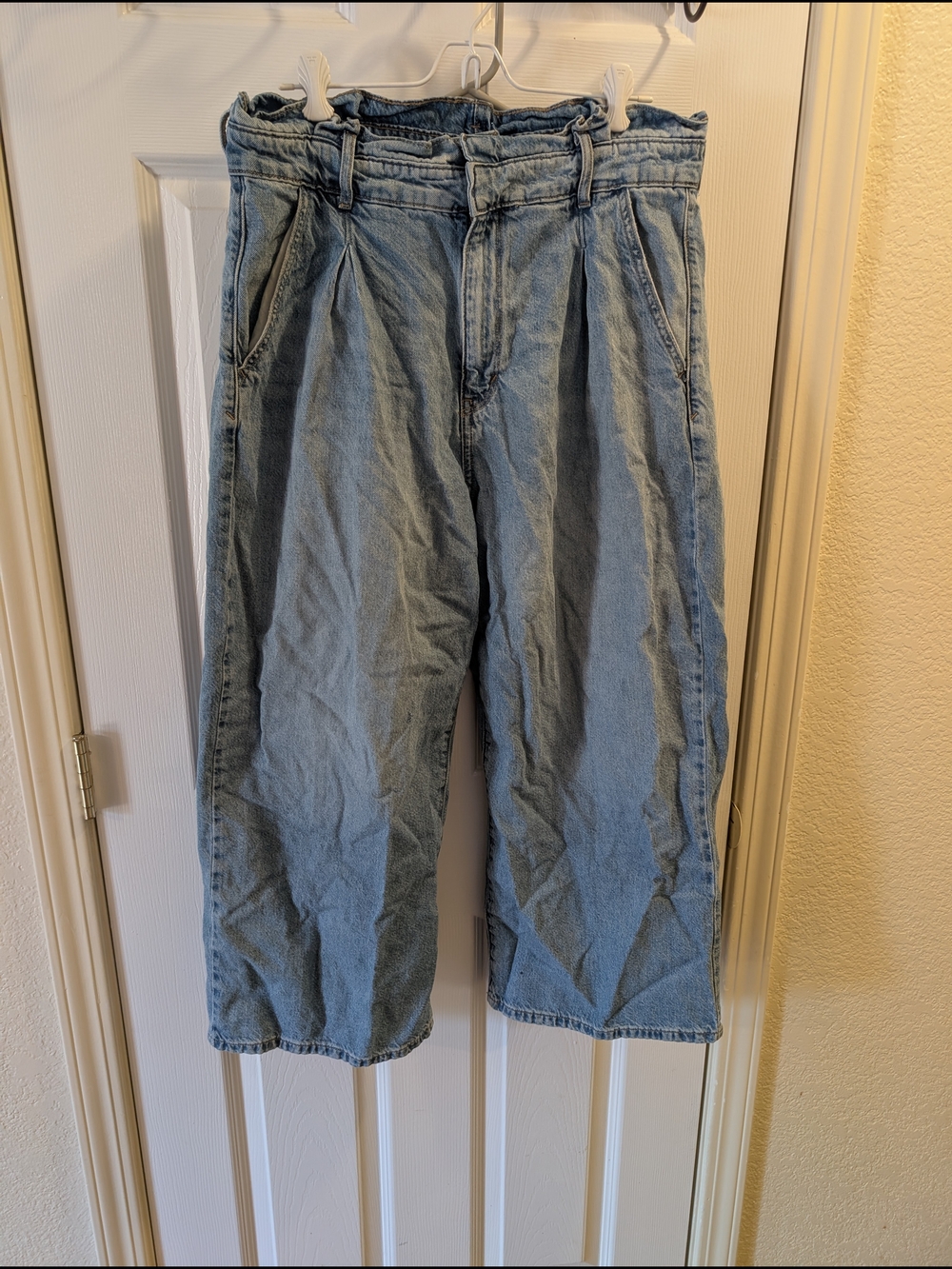 Light Wash Paperbag Waist Denim Pants A.New.Approach